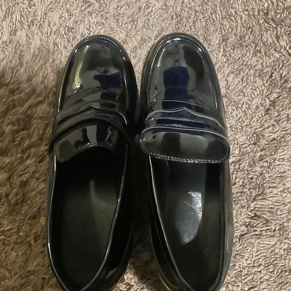 Loafers - Picture 1 of 3